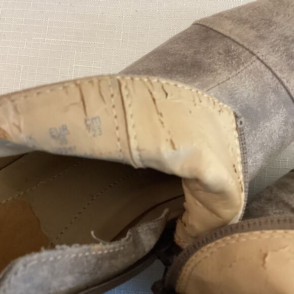 Naturalizer Tan Faux Suede Booties Size 6 - Picture 13 of 15